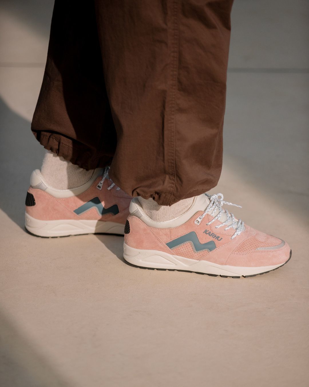 Karhu Aria 95 Cameo Rose / Blue Mirage F803125 sneakers